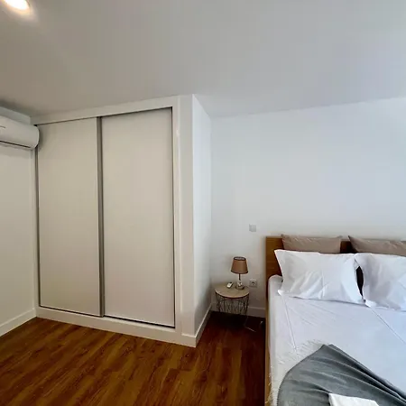 Amadeo Art&stay Апартаменты
